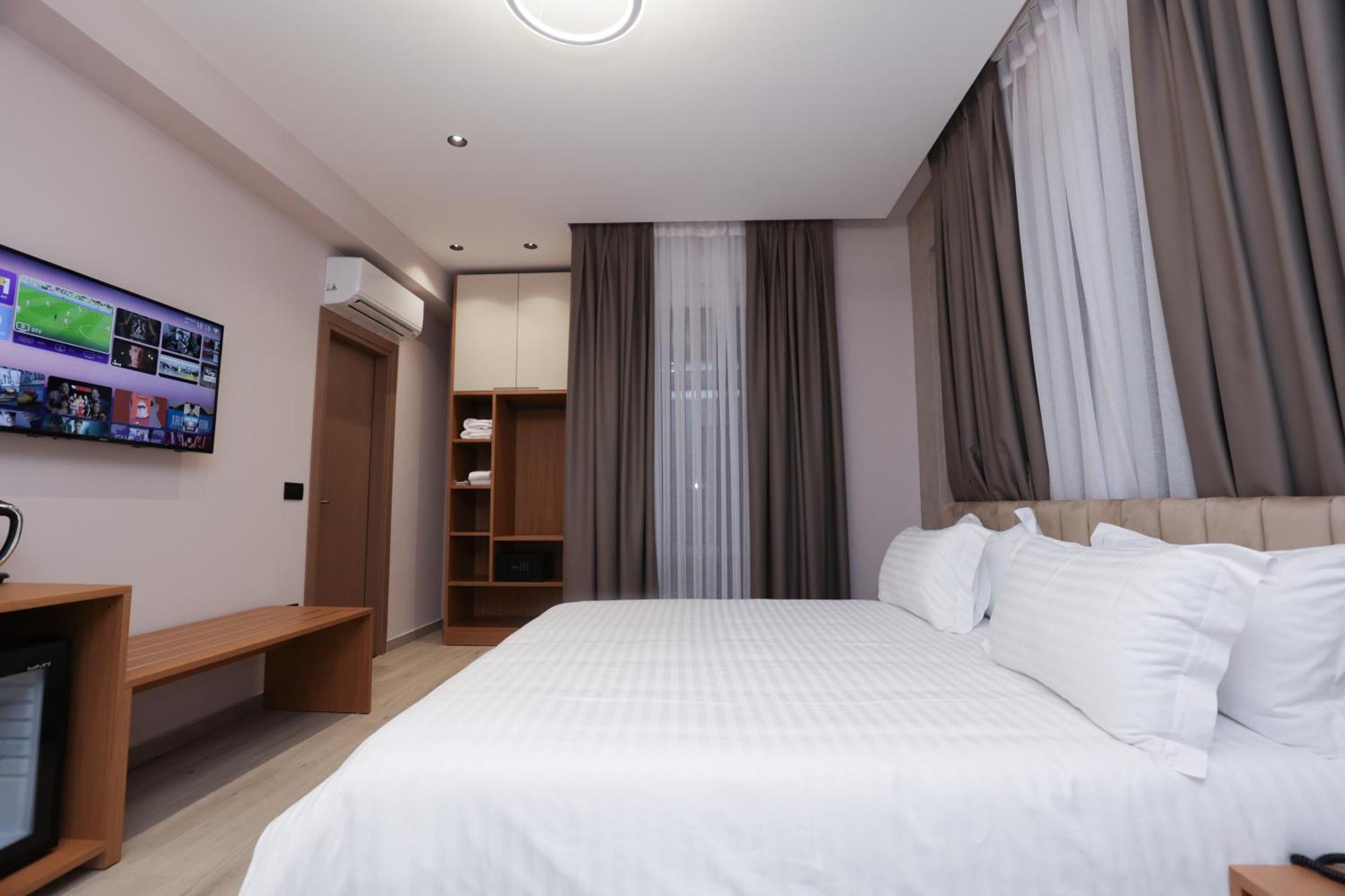 Residence Inn Tirana 4* Tirana