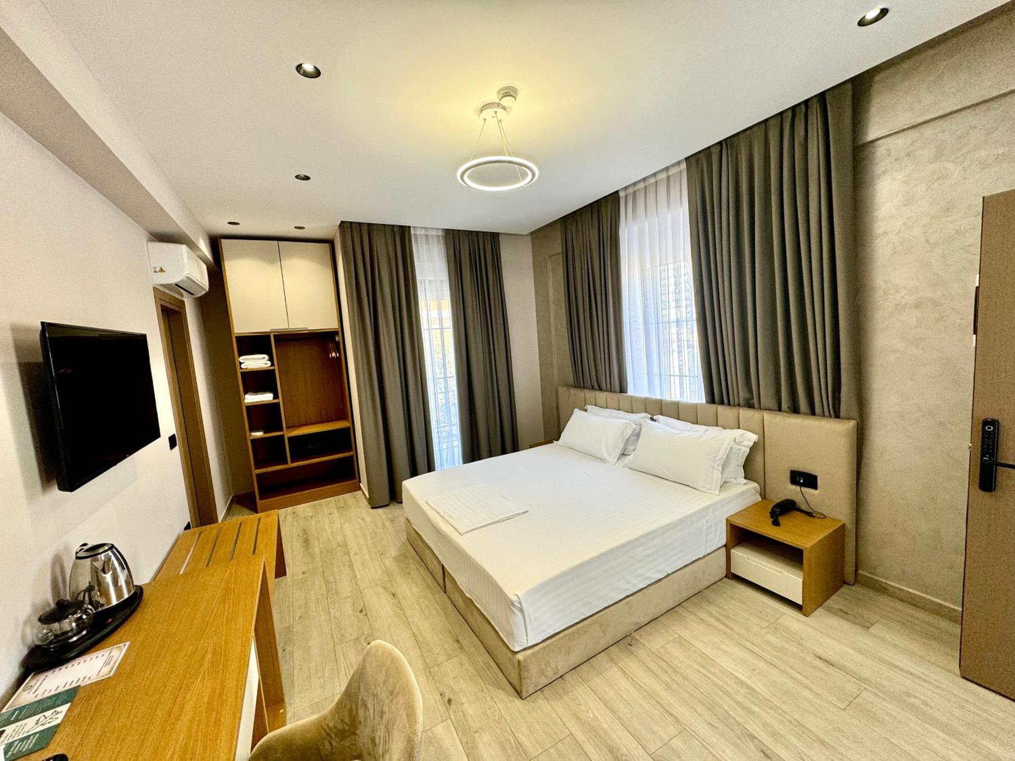 Hotel Residence Inn Tirana Tirana