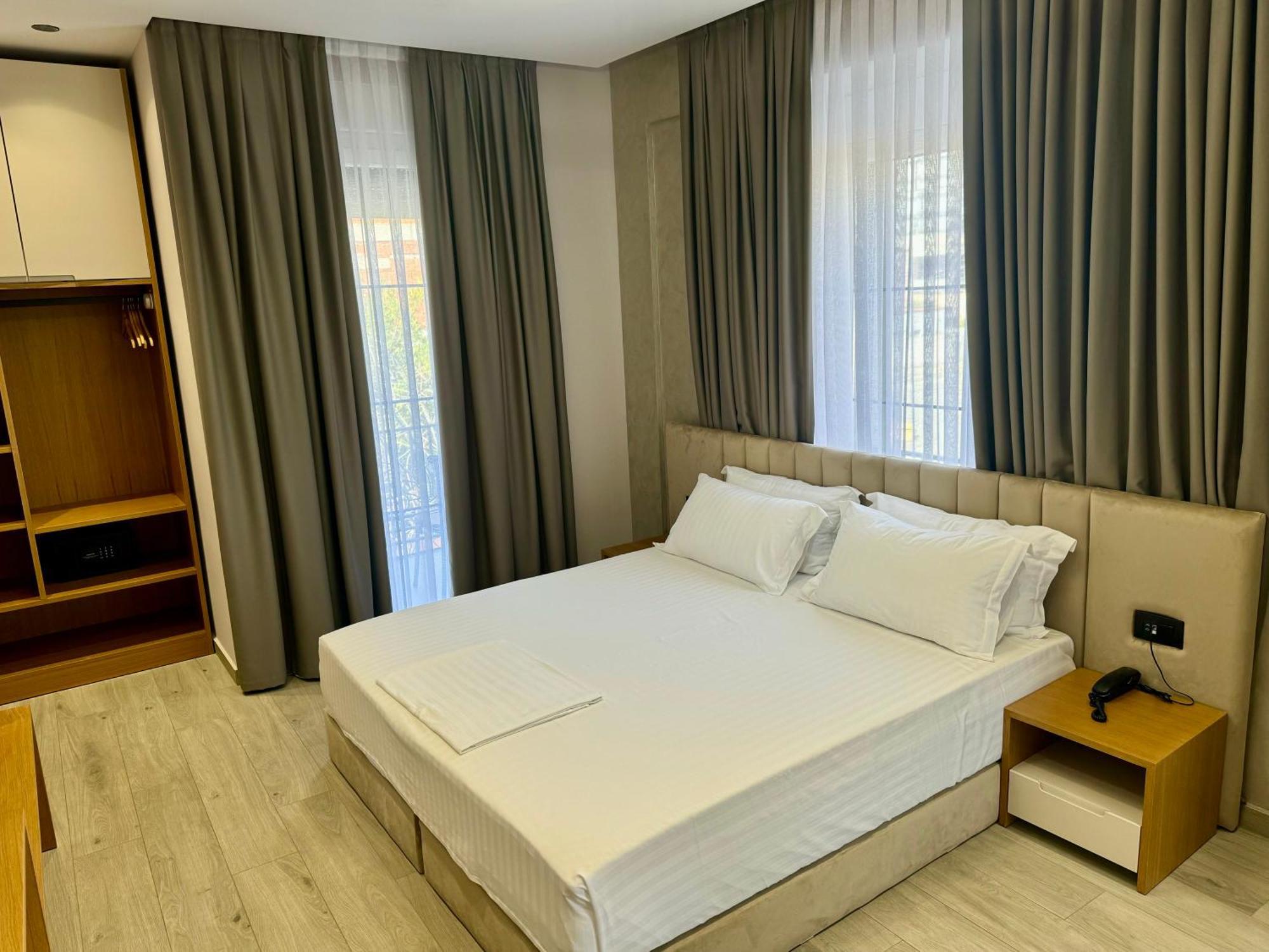 Hotel Residence Inn Tirana Tirana